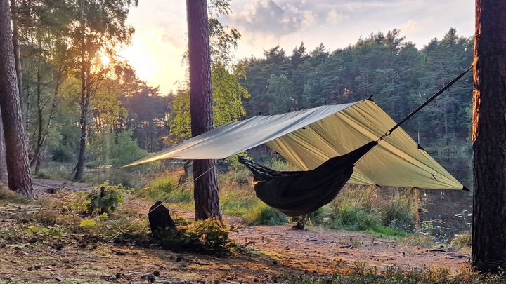 Płachta biwakowa BUSHMEN EASY Tarp 4x3m