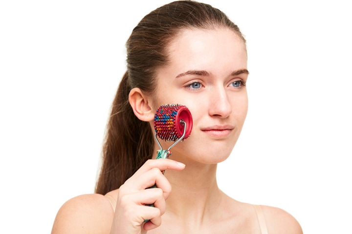 WAŁEK APLIKATOR WIELOIGŁOWY LYAPKO DO TWARZY