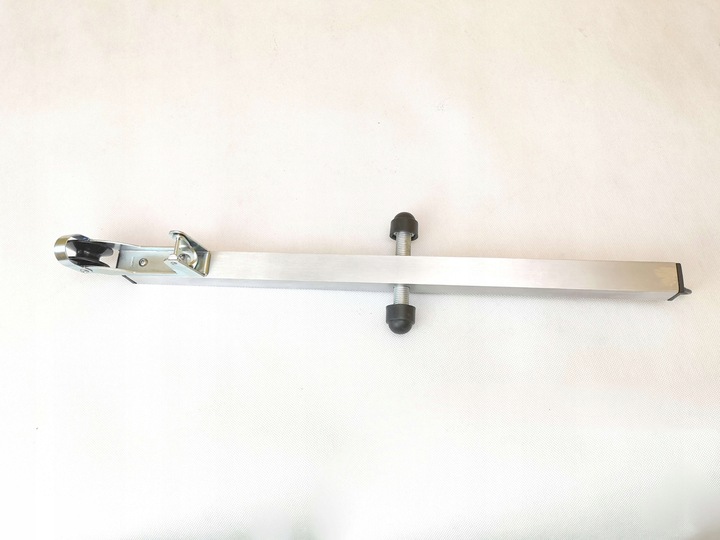 Prowadnica kotwicy z blokadą do pontonu lub łodzi