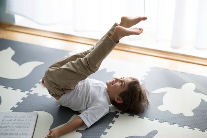 MATA PIANKOWA EVA ZWIERZĄTKA DUŻE PUZZLE 180x120 cm DLA DZIECI RICOKIDS