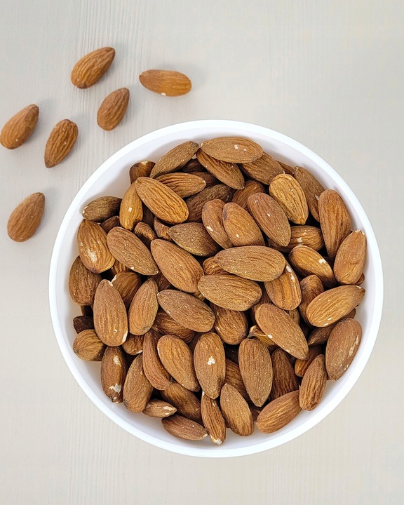 MIGDAŁY CAŁE DUŻE 1kg najlepsze wielkie chrupiące naturalne świeże jakość