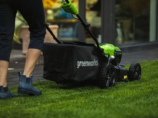 GREENWORKS Kosiarka akumulatorowa z napędem 40V
