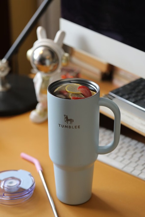 KUBEK TERMICZNY ZE SŁOMKĄ TERMOS Z UCHWYTEM NA HERBATĘ KAWĘ SZCZELNY 1200ML