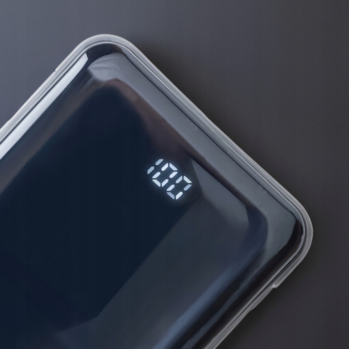 POWERBANK 20000 mAh 2,1A LATARKA LED V ZABEZPIECZENIE przed uszkodzeniem