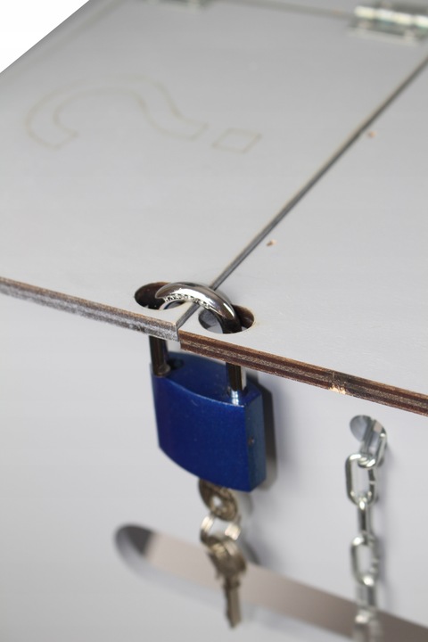 KOLOR Drewniany warsztat majsterkowicz tablet kłódka imadło schowek piła PL