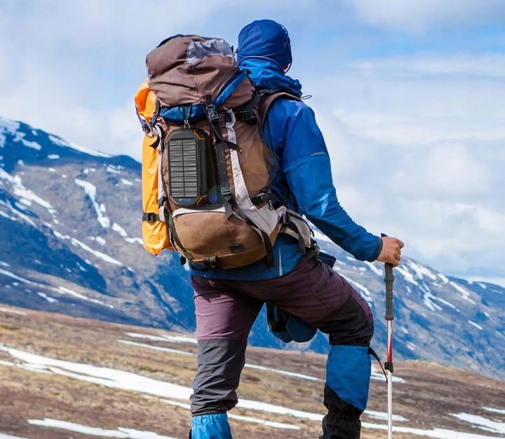 POWERBANK ŁADOWARKA SOLARNY 20000mAh 5xUSB LATARKA KARABIŃCZYK QI Acelufly