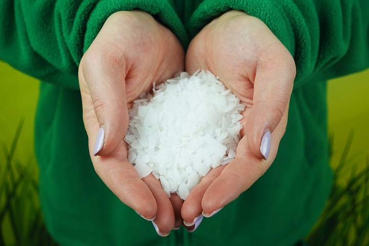 Chlorek Magnezu 25kg Topiący Lód Lepszy niż Sól Drogowa Świeży Wydajny