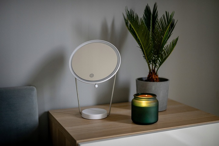 Lusterko LED do makijażu Humanas HS-ML01 lampka