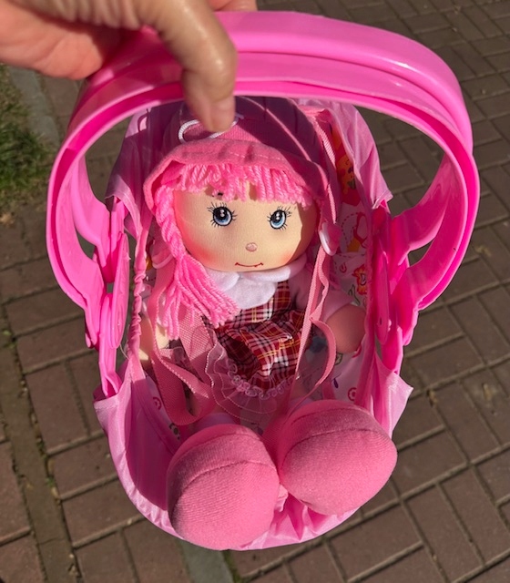 RÓŻOWE NOSIDEŁKO DLA LALEK 37 CM