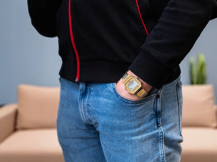 ZEGAREK CASIO ABL-100WEG-9AEF VINTAGE ZŁOTY BLUETOOH KROKOMIERZ DATOWNIK