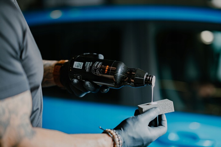 ZESTAW ADBL BLACKOUTER DRESSING CZERNIDŁO DO ZDERZAKÓW RENOWACJA PLASTIKÓW