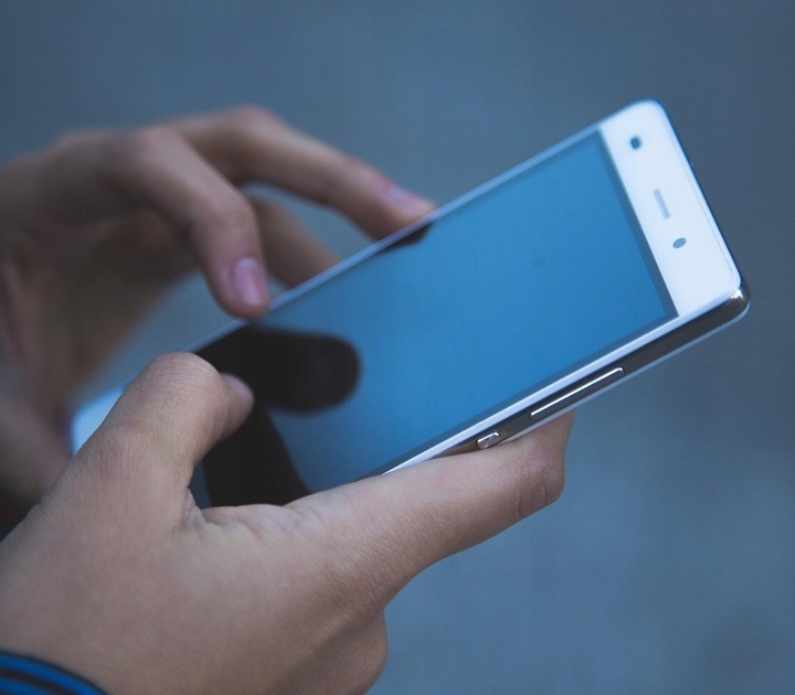 WIZJER ELEKTRONICZNY DO DRZWI JUDASZ CS-DP2 2K 3MPX PANEL DOTYKOWY EKRAN