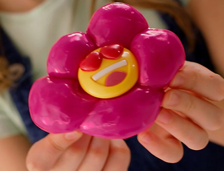 ULTRA PLASTELINA pachnąca WINOGRONOWA z BUŻKAMI FIOLETOWA