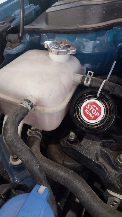 ODSTRASZACZ KUN SKUTECZNY I SOLIDNY PREPART POD MASKĘ SZYBKI I ŁATWY MONTAŻ