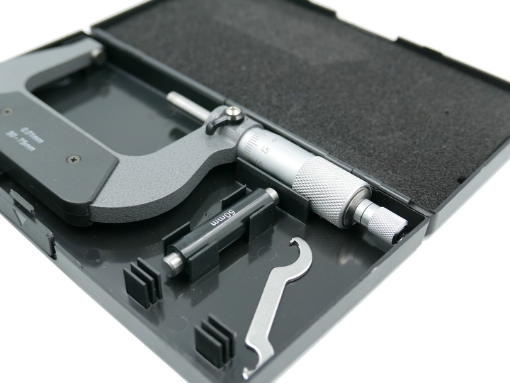 MIKROMETR ŚRUBA MIKROMETRYCZNA MIKROMIERZ ANALOGOWY ZEWNĘTRZNY 50-75 MM