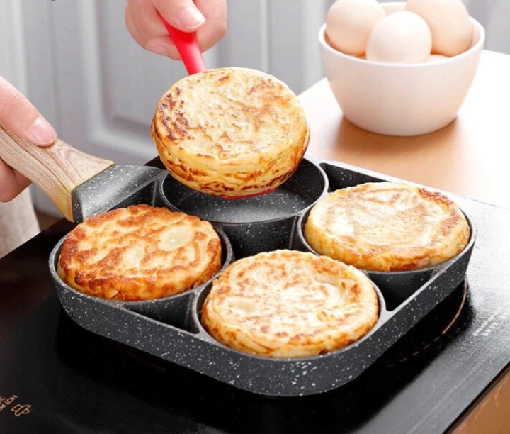 Patelnia do jajek i placków Rossner 4 OTWORY 18 cm granitowa