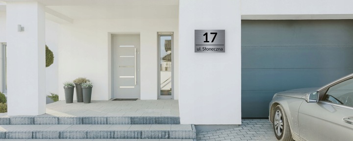 NIERDZEWNY NUMER NA DOM 32x21cm TABLICZKA ADRESOWA Z NUMEREM DOMU ALUMINIUM