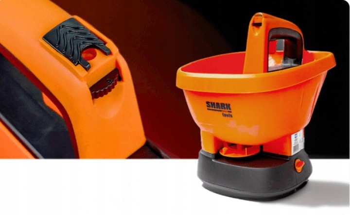 SIEWNIK akumulatorowy na baterie DO NAWOZU SOLI TRAWY 2,7L automatyczny