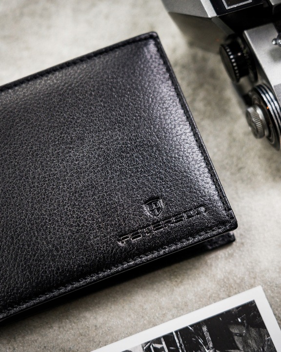 Portfel męski skórzany mały PETERSON ochrona RFID na karty pudełko prezent