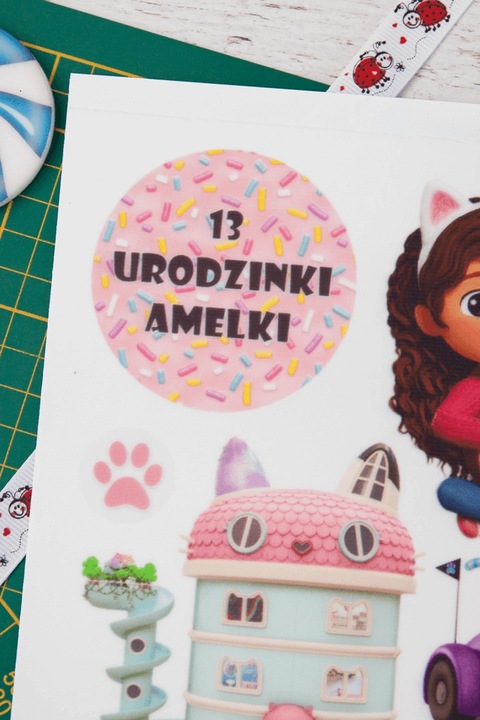 Wydruk Tort KOCI DOMEK GABI 17 El + GRATIS Tabliczka Napis Opłatek