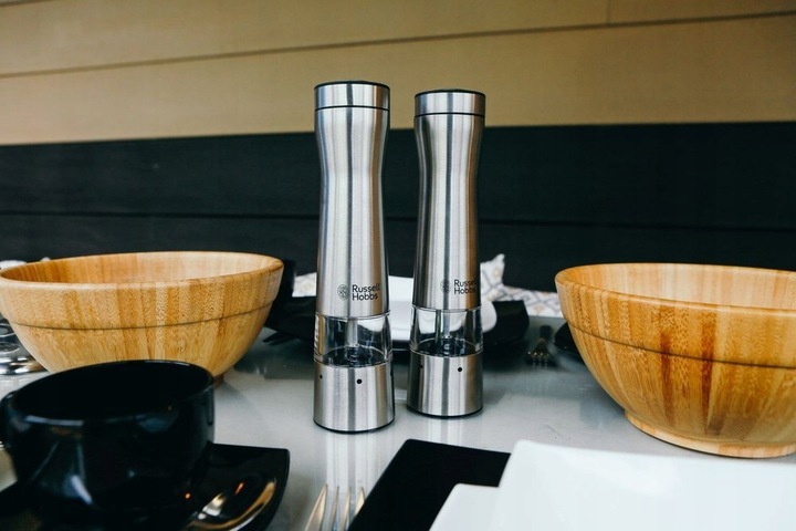 RUSSELL HOBBS ZESTAW MŁYNKÓW DO SOLI I PIEPRZU