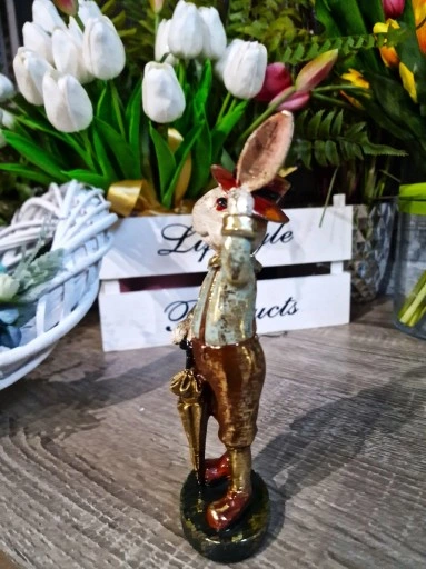 FIGURKA WIELKANOCNY ZAJĄC KRÓLIK Z PARASOLKĄ model III