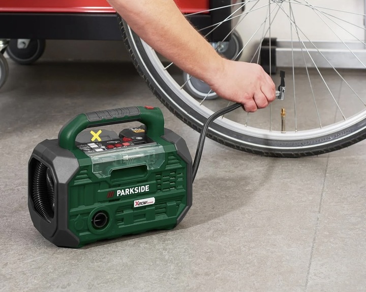 PARKSIDE aku pompka turystyczna z latarką 3w1 20V PKA 20 Li C3