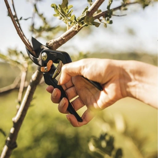 FISKARS Sekator nożycowy metal P131 Solid 1057161