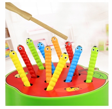 Złap Robaczka Gra Zręcznościowa Magnetyczna Drewniane Jabłko Montessori