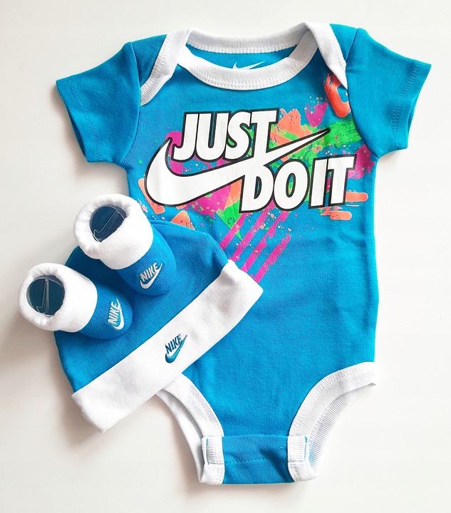 NIKE komplet niemowlęcy zestaw wyprawka różne