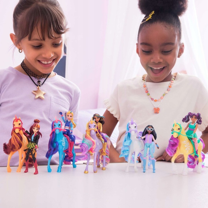 ZESTAW AKADEMIA JEDNOROŻCÓW FIGURKA WILDSTAR I LALKA SOPHIA UNICORN ACADEMY