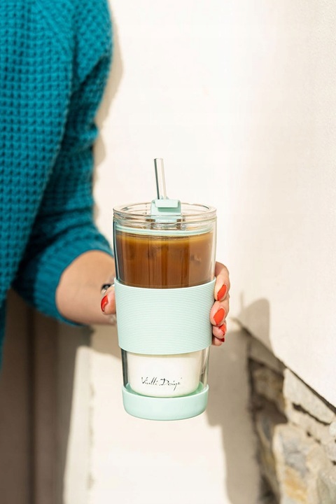 Szklany kubek do kawy ze słomką Vialli Design FUORI 600ml 30428 (miętowy)