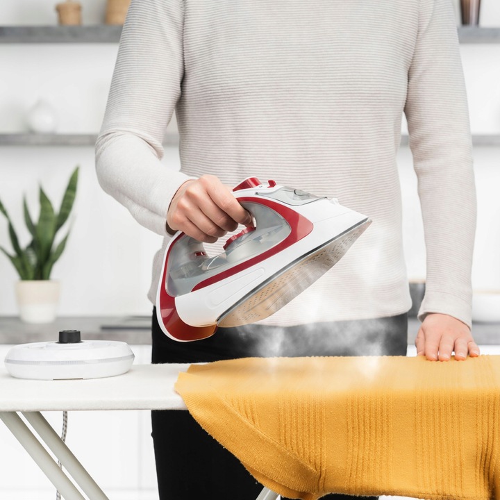 Żelazko parowe BEZPRZEWODOWE LED First Austria RED