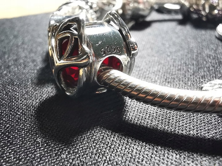 Charms Zawieszka Kwiat Charms Czerwona Róża Charmsy MODA TRUSKY