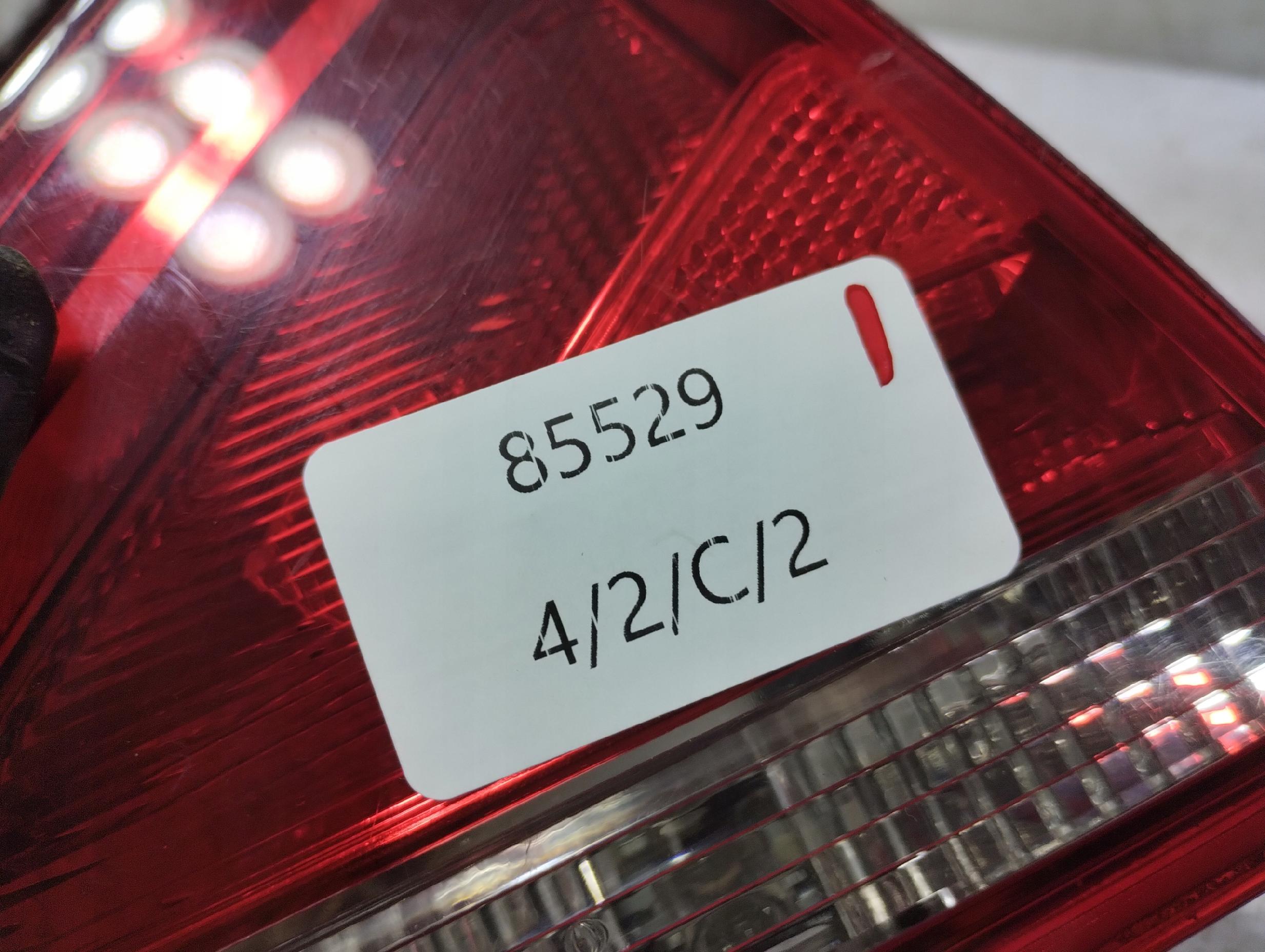 AUDI A5 8T LAMPA TYŁ KLAPA LEWA 8T0945093