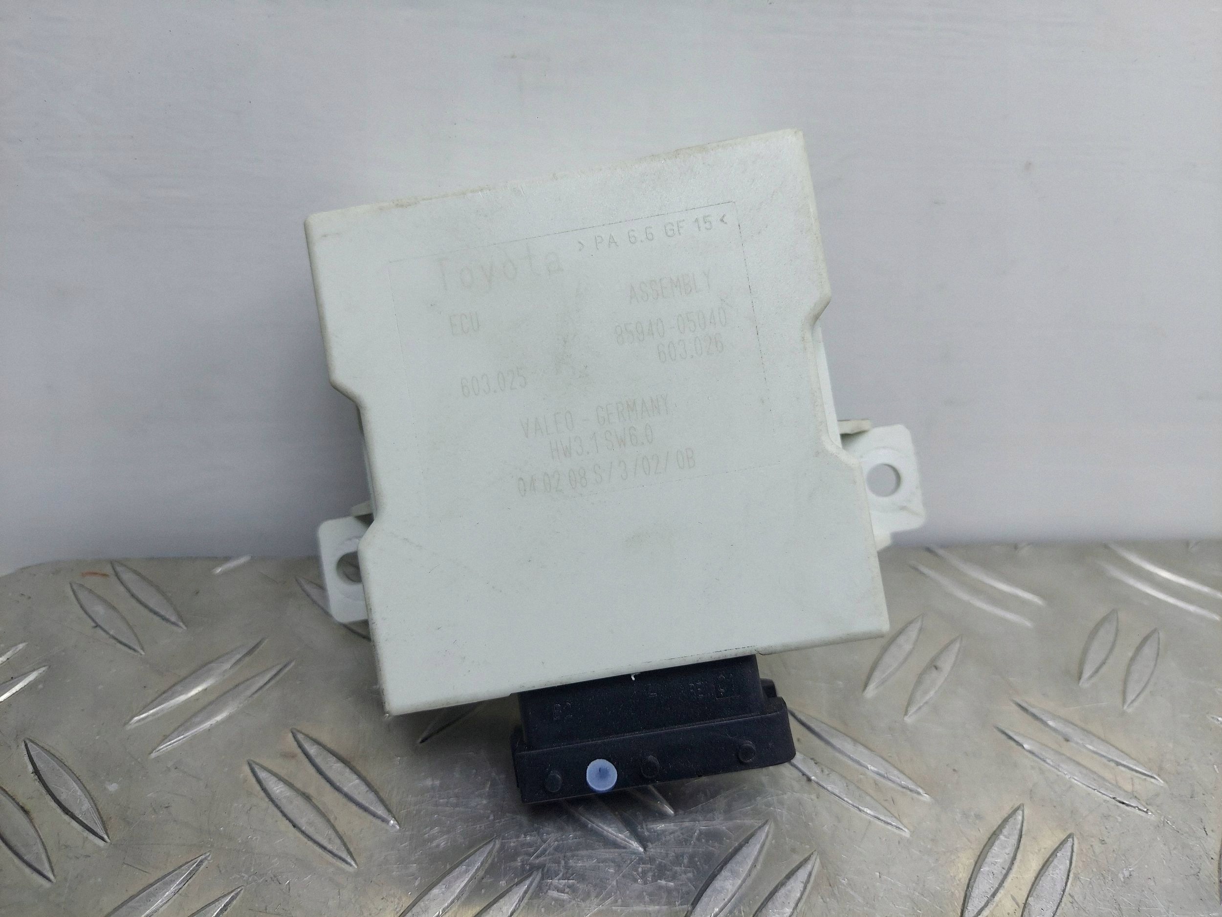 MODUŁ PRZEKAŹNIK WYCIERACZEK TOYOTA AVENSIS T25 85940-05040