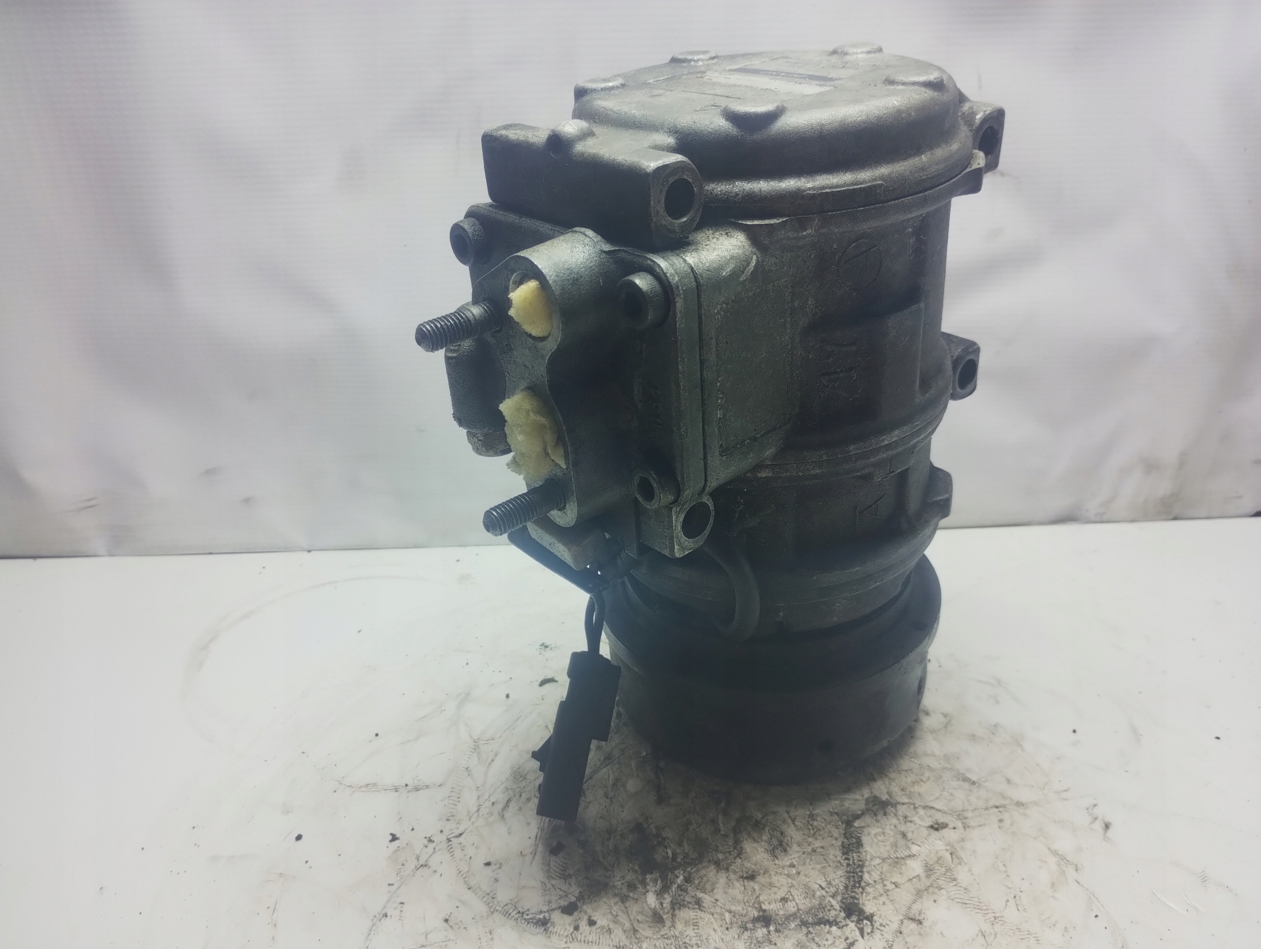 HONDA ACCORD KOMPRESOR KLIMATYZACJI 447220