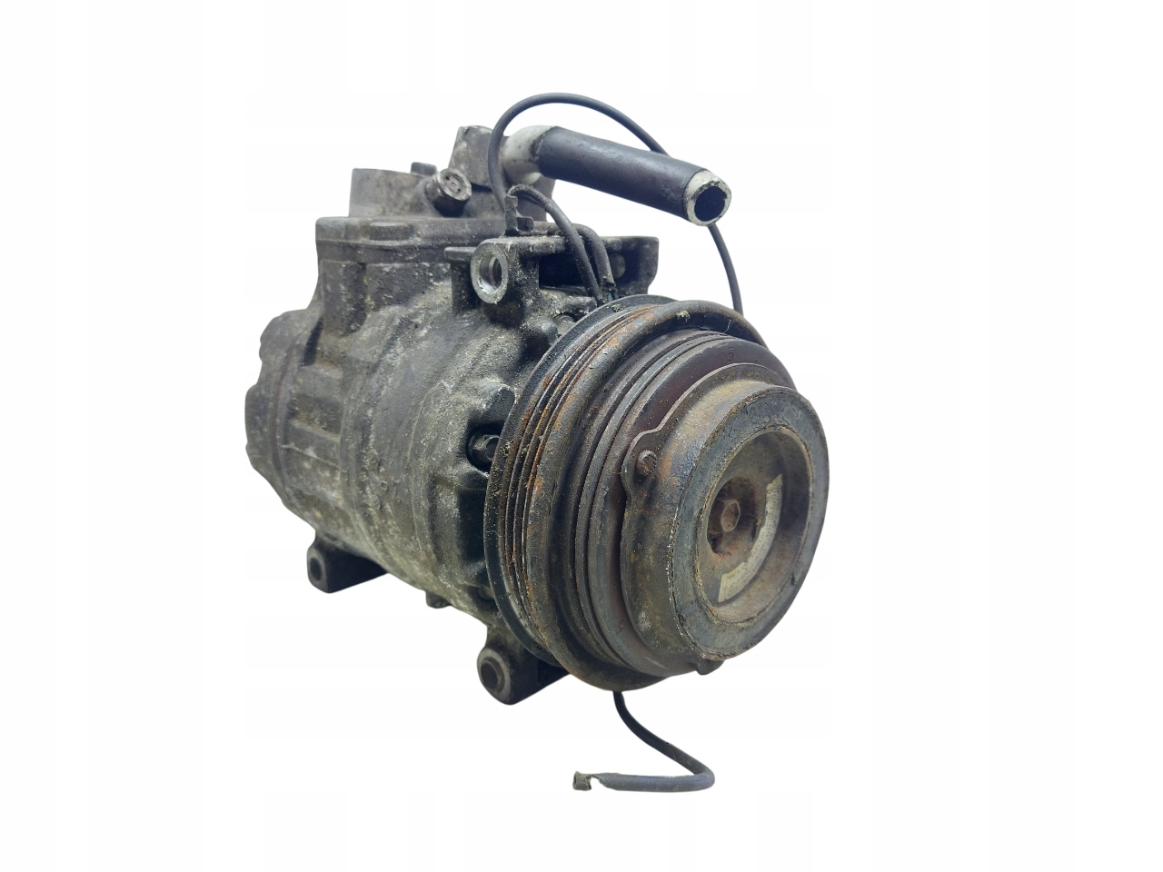 AUDI A4 B5 2.5 D SPRĘŻARKA KLIMATYZACJI 4B0260805C