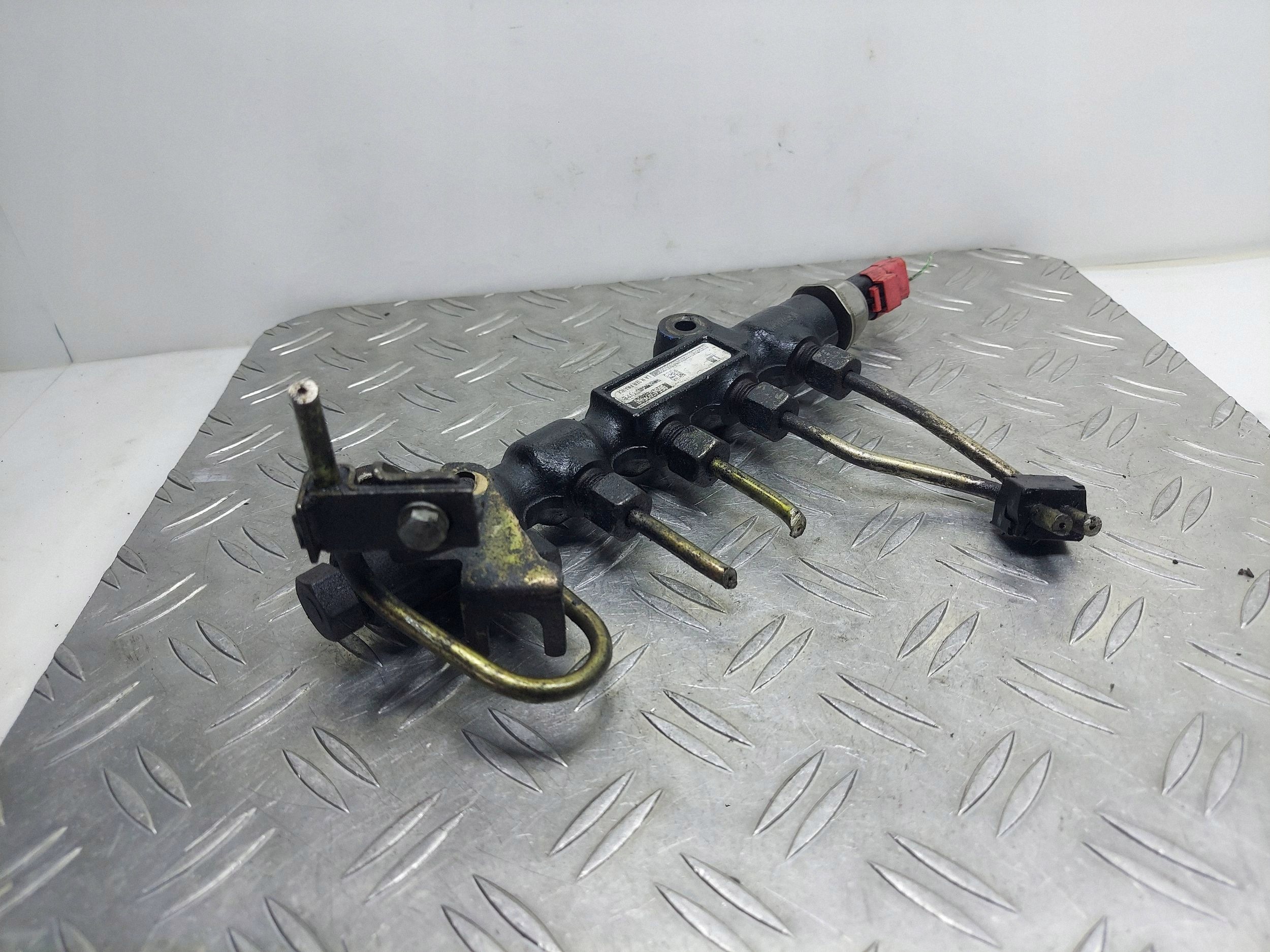 LISTWA WTRYSKOWA CZUJNIK CITROEN C4 1.6 HDI 9654592680 55PP06-03