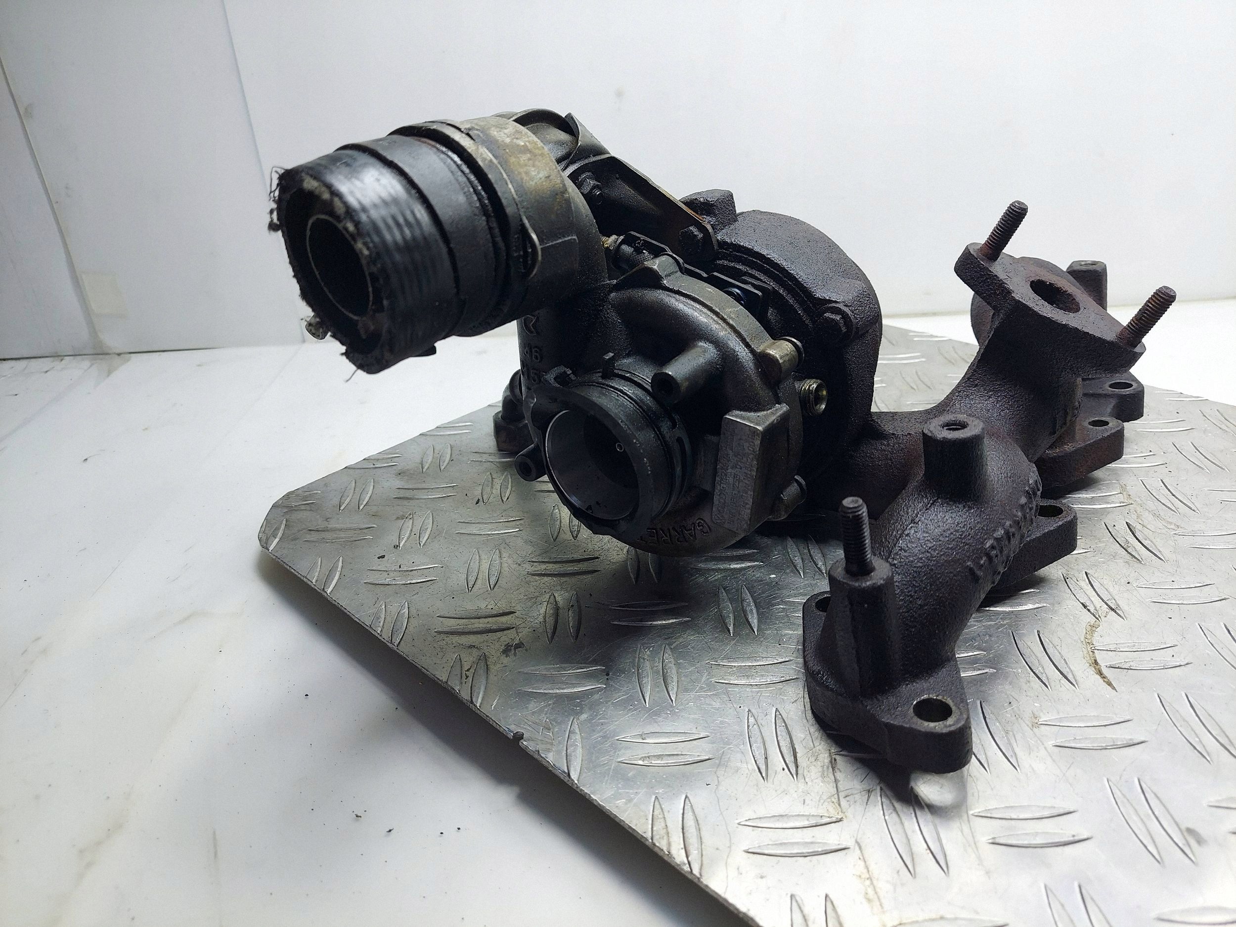 TURBINA TURBOSPRĘŻARKA AUDI A3 8P 2.0 TDI 03G253010J