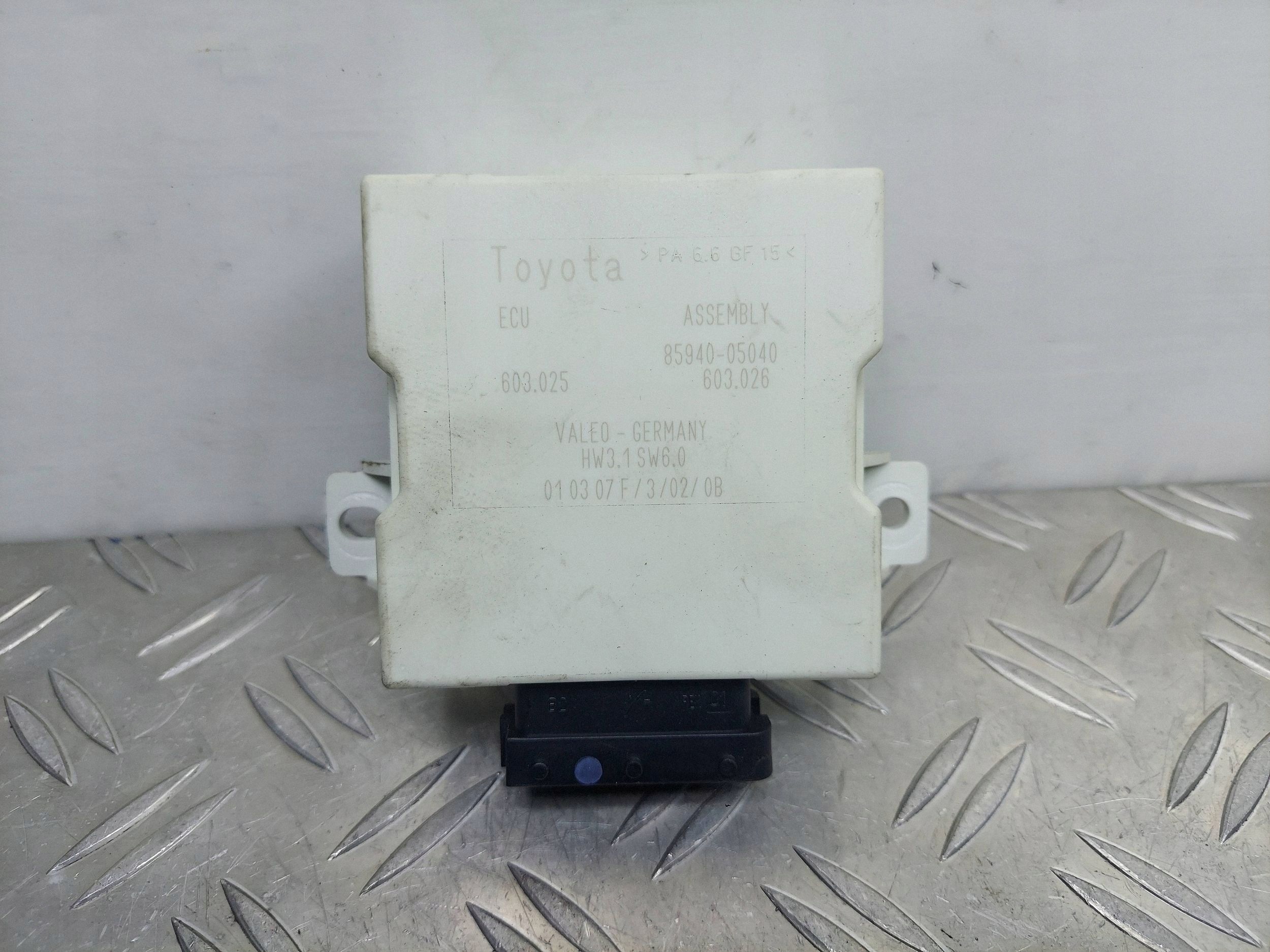 MODUŁ PRZEKAŹNIK WYCIERACZEK TOYOTA AVENSIS T25 85940-05040