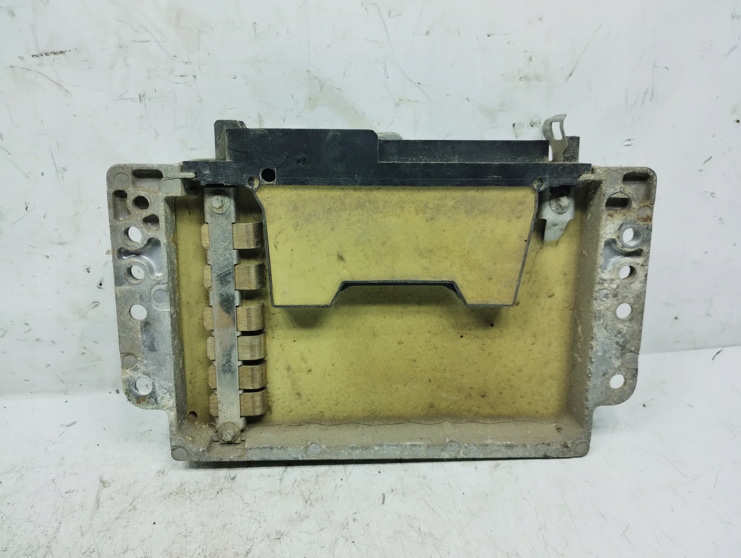 RENAULT SCENIC KOMPUTER 7700105984