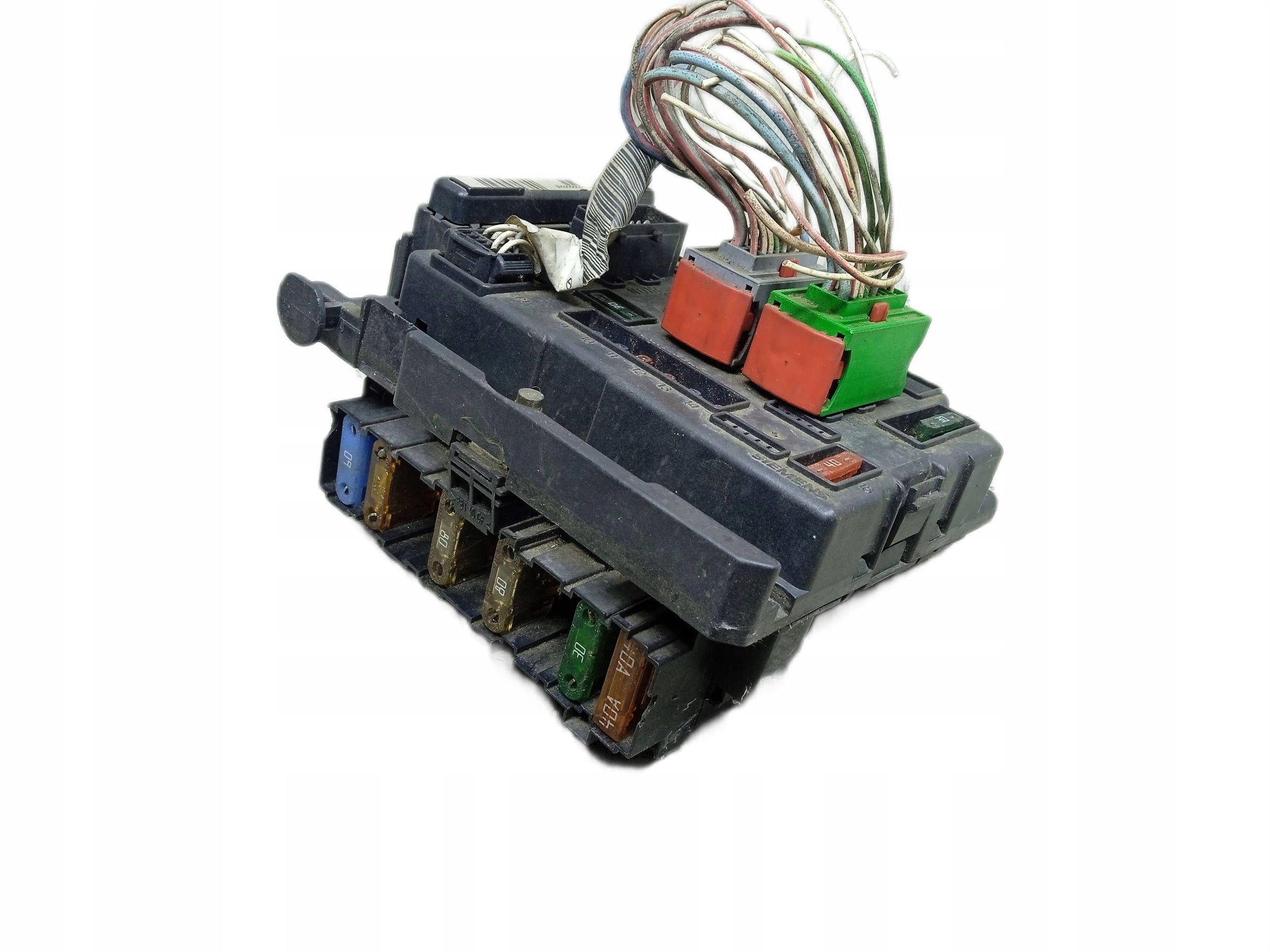 SKRZYNKA BEZPIECZNIKÓW 9641257980 CITROEN C5