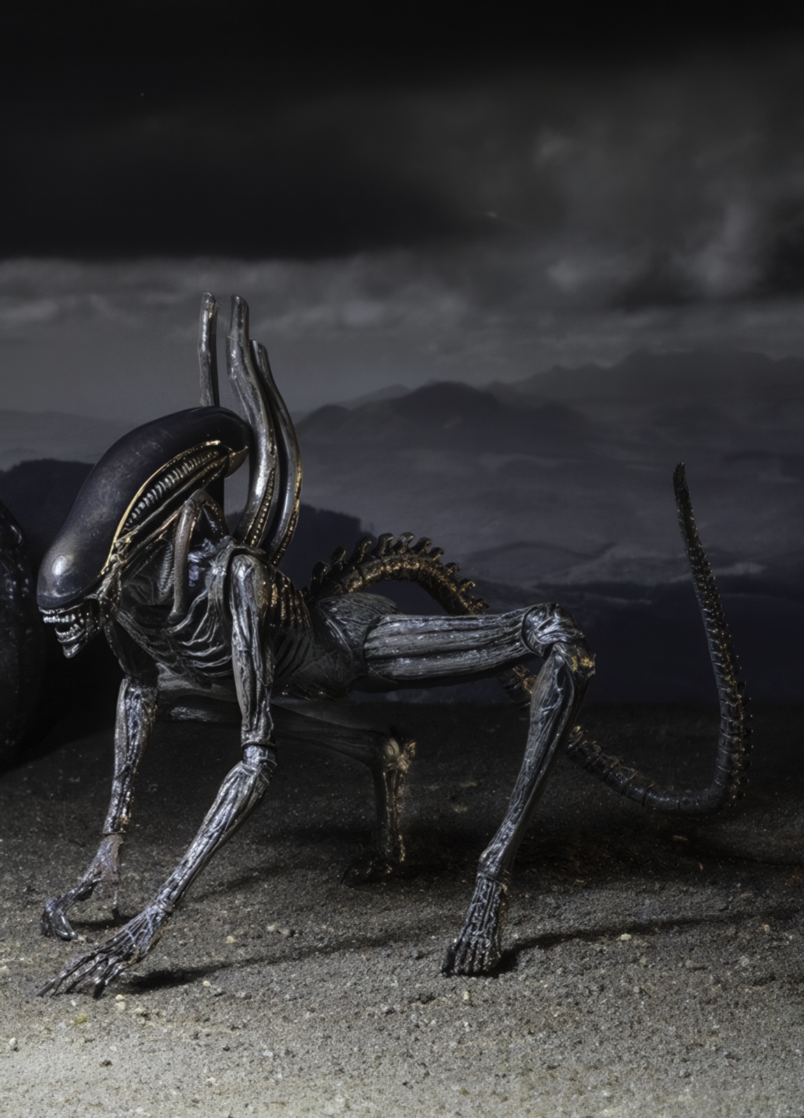 Figurka Xenomorpha z filmu „Obcy” 18 cm, kolekcjonerska figurka akcji