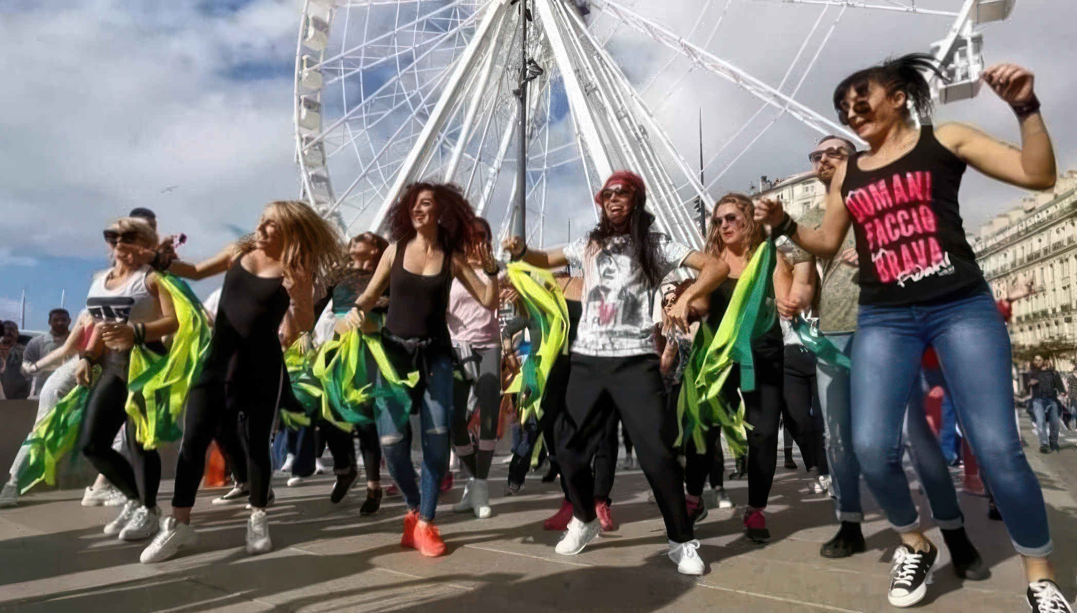 Flaga na nadgarstek do choreografii i wydarzeń TOQUI TOQUI 10 sztuk