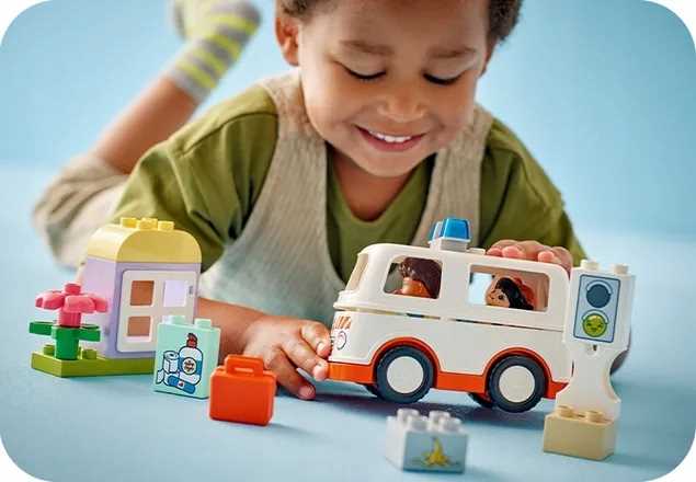 10447 - lego duplo - karetka z kierowcą