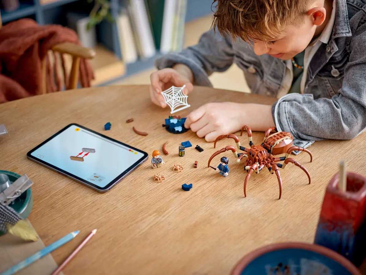 76434 - lego harry potter - aragog w zakazanym lesie™