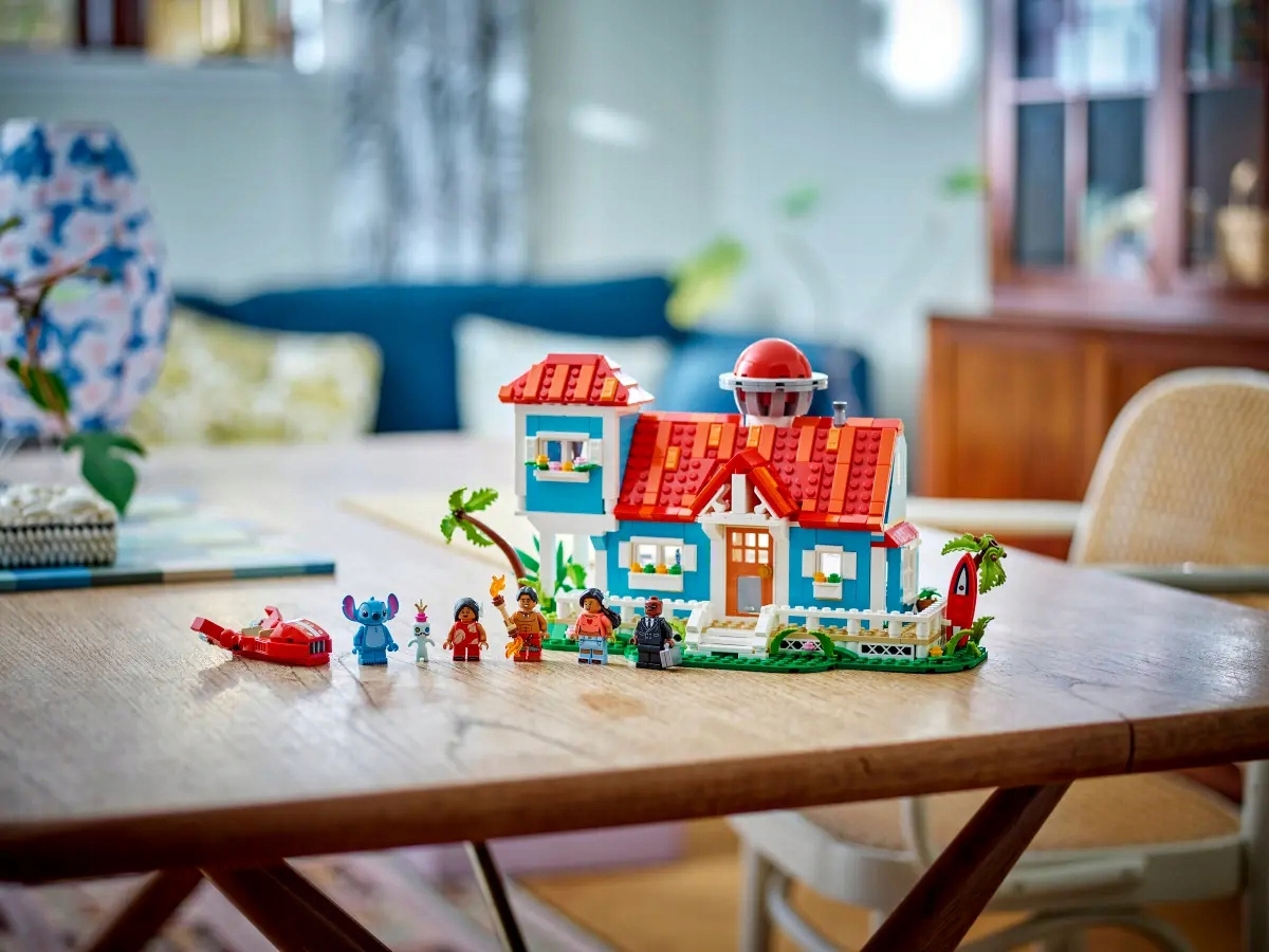 43268 - lego disney - domek na plaży lilo i stitcha