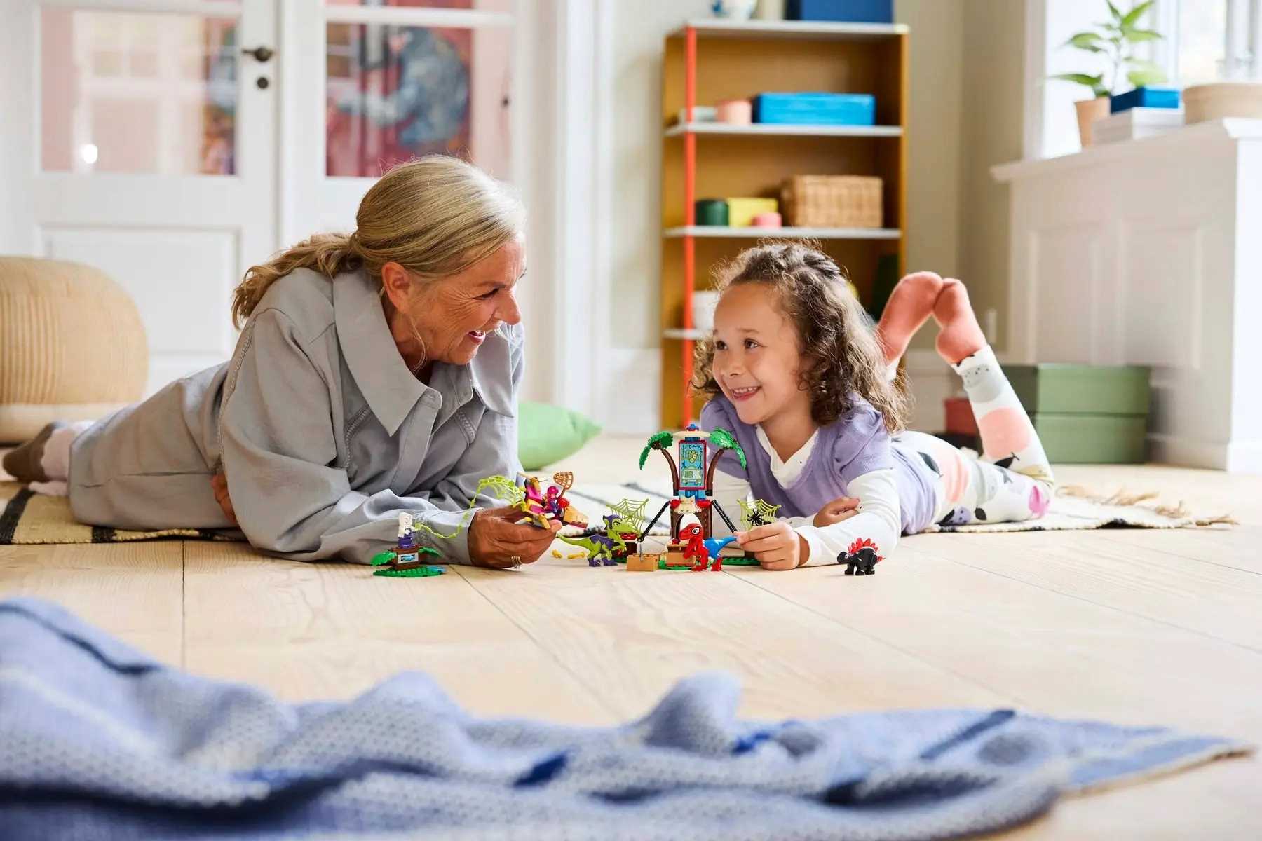 11200 - lego super heroes - bitwa spidey'ego i gobby'ego przy domku