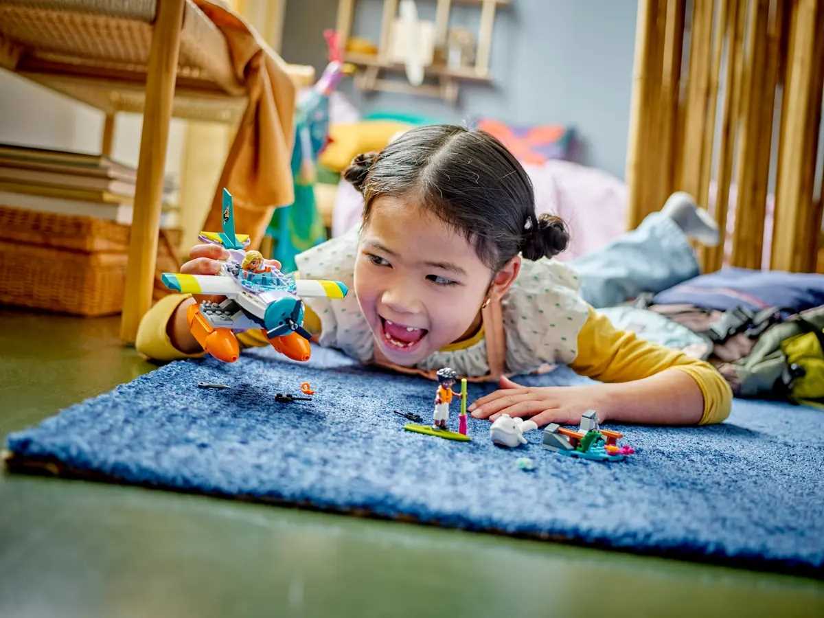 41752 - lego friends - hydroplan ratowniczy